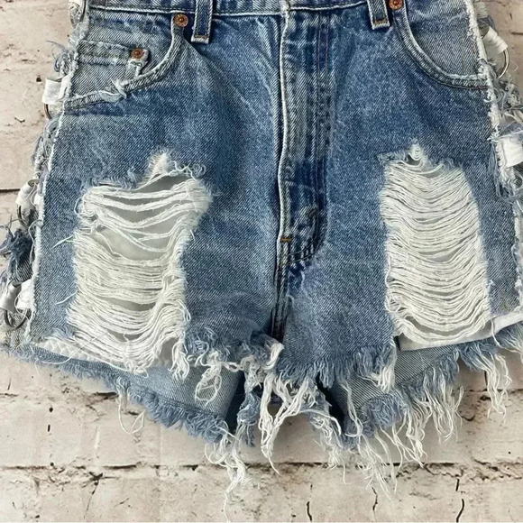 LF Furst of A Kind High Rise Denim Shorts Levis O Ring  Distressed Festival Jean - Picture 3 of 8